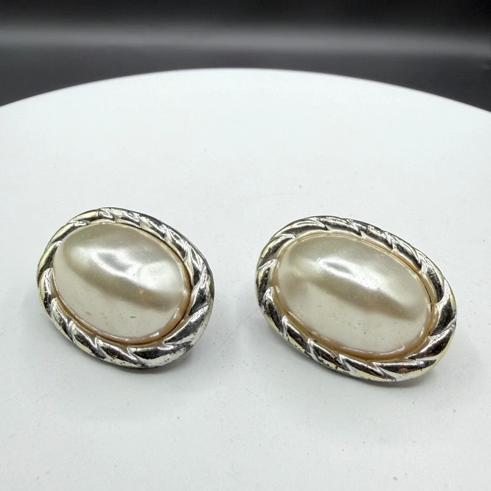 Faux Pearl Oval Stud Earrings Silver Tone Rope Frame Statement Classic Glam Gift